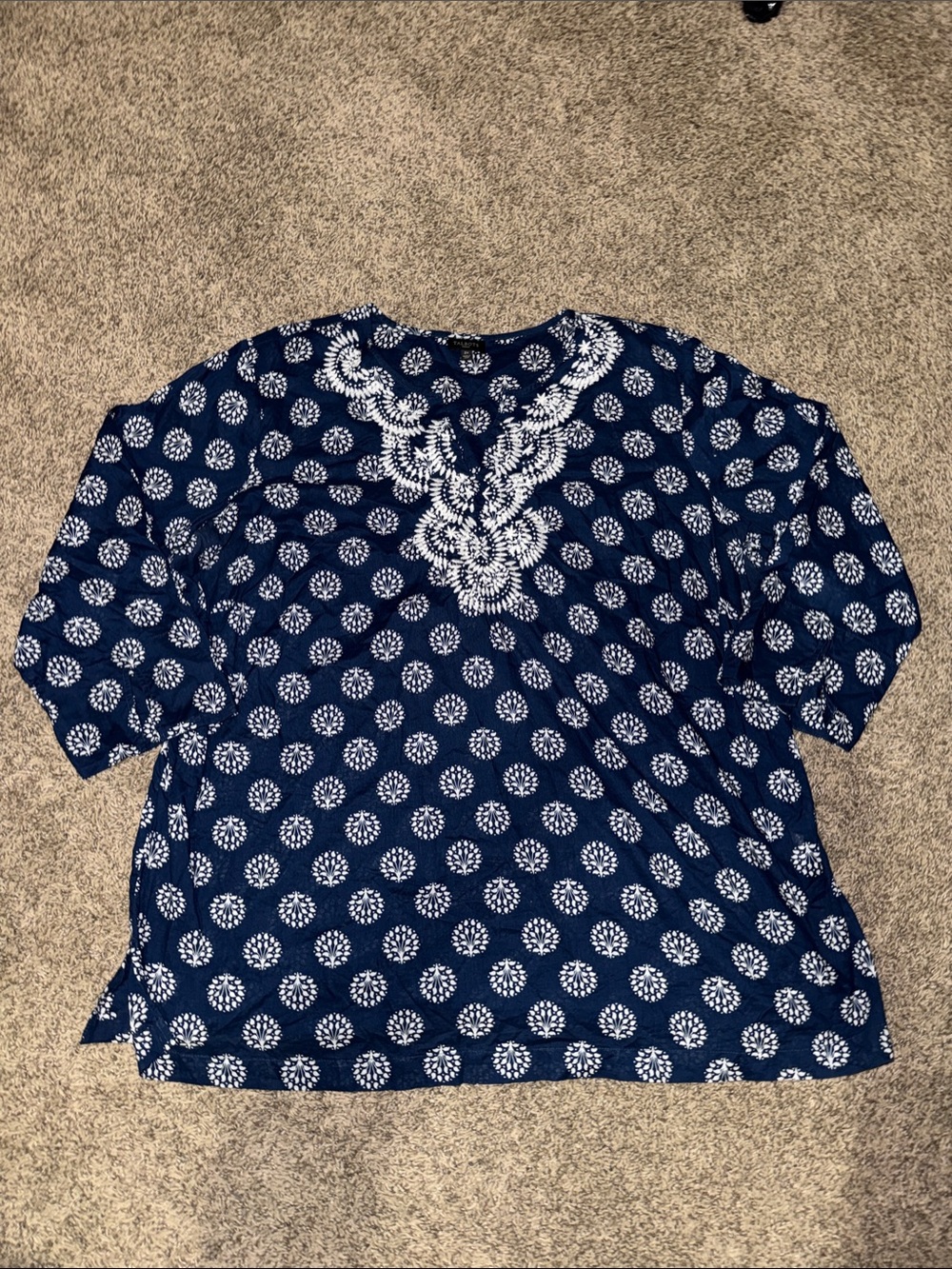 Talbots Women’s Navy Blue Printed Tunic Top with White Embroidery sz 2x